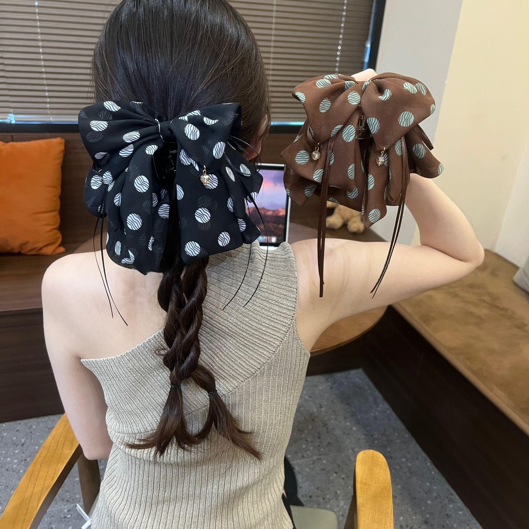 法式气质波点飘带蝴蝶结抓夹发饰
