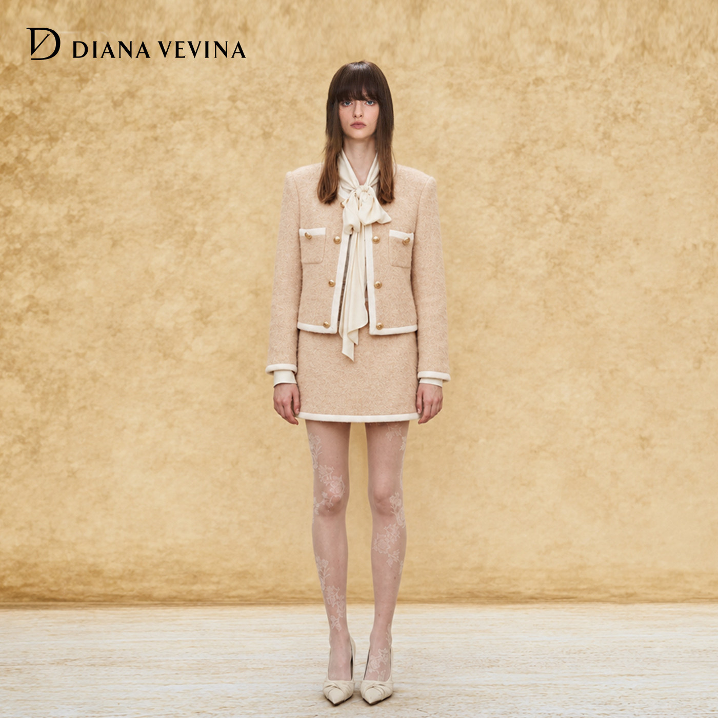 DIANAVEVINA2026冬季新款小香风撞色金属扣女长袖毛呢修身短外套