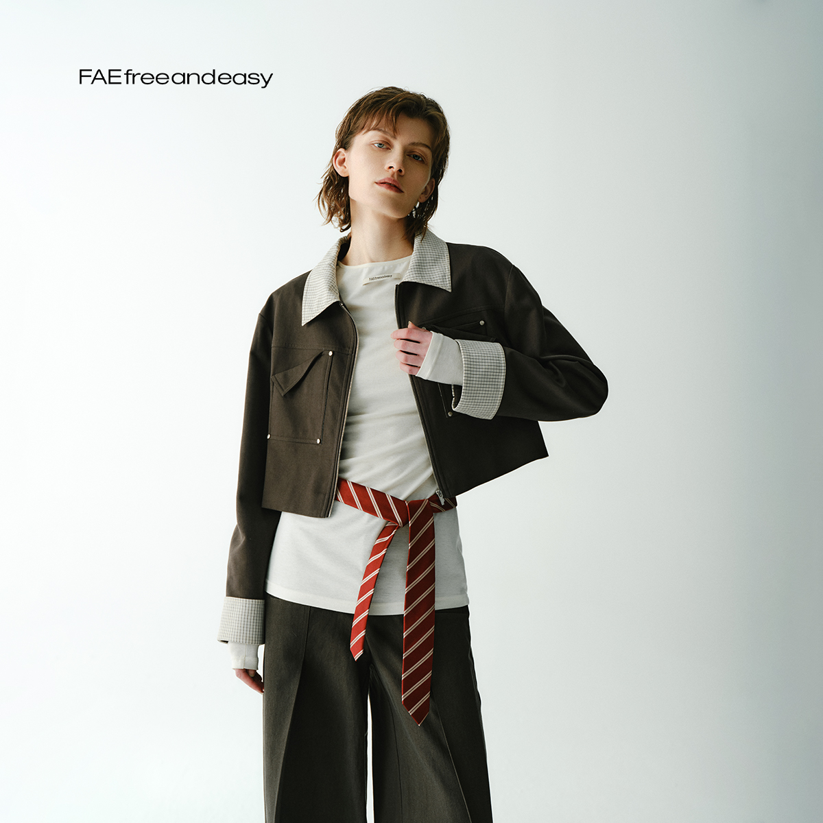 FAE撞料翻折口袋短夹克