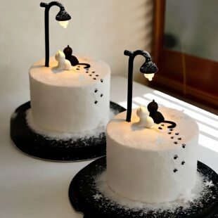 情人节路灯下的猫咪情侣巧克力蛋糕装饰猫咪路灯蛋糕烘焙甜品摆件