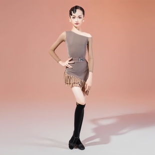 FZS同款冬季女童新款拉丁舞服演出服斜肩长袖上衣荷叶边包臀短裙
