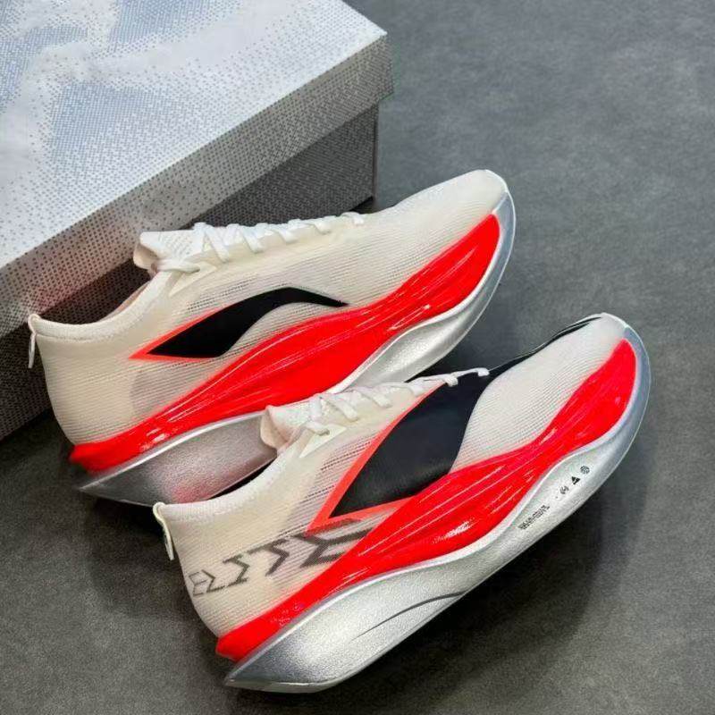 飞电6E超轻碳板跑鞋防滑减震回弹竞速跑步鞋儿童四季透气运动鞋男