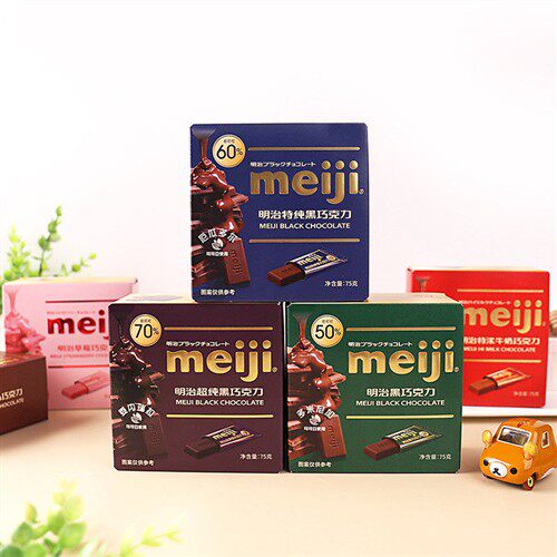 明治特浓特纯黑巧克力天然可可脂70%纯度草莓牛奶巧克力糖果零食