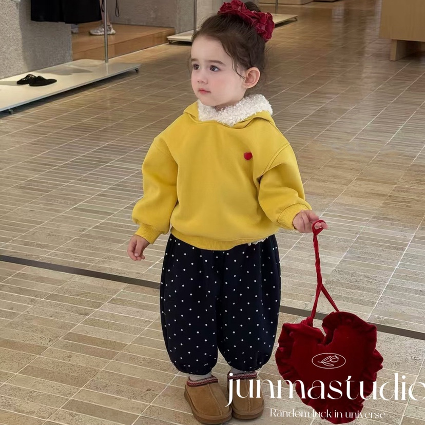opao童装女童宝宝儿童冬装新款韩系连帽加绒卫衣波点灯笼裤休闲裤