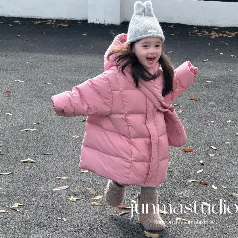 TF童装女童宝宝儿童冬装新款韩系小猫挎包中长款连帽羽绒服外套