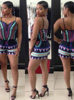 Supermodel sexy off-shoulder suspender jumpsuit