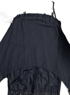 Lace panelled three quarter sleeve mid length knee length