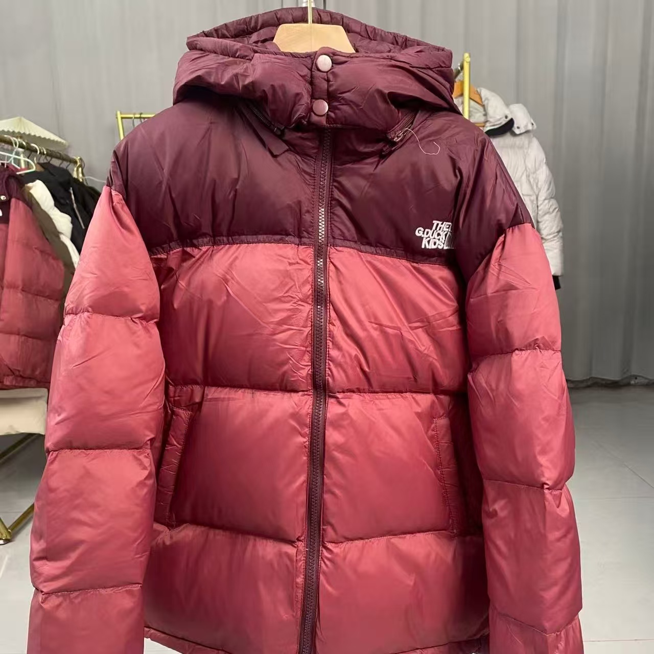 品牌新款厚款面包羽绒服