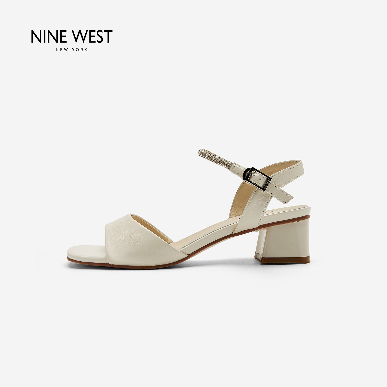 奥莱专供Nine West/玖熙2026夏季一字带凉鞋女通勤法式粗高跟女鞋