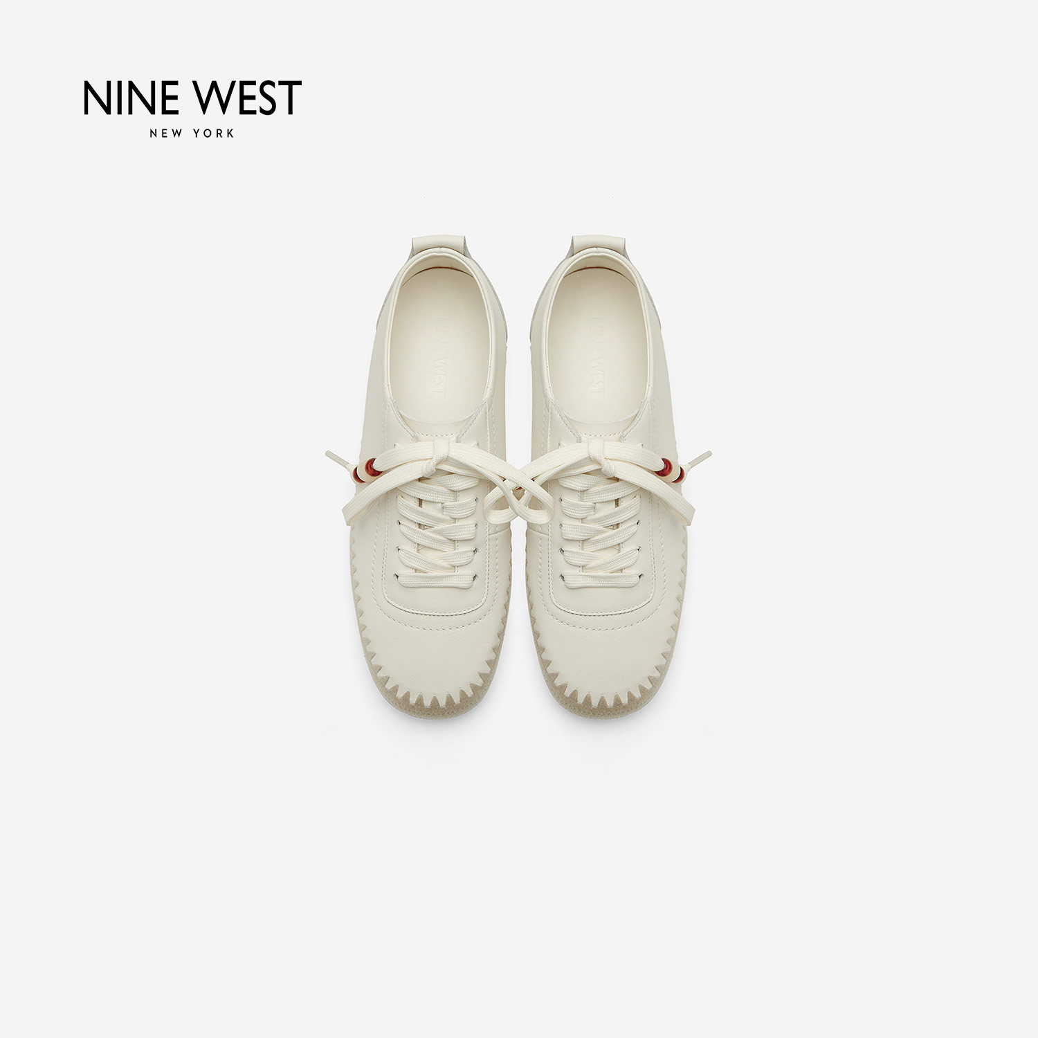 Nine West/玖熙2026年春夏新款时尚休闲鞋女牛皮刺绣方圆头简约鞋