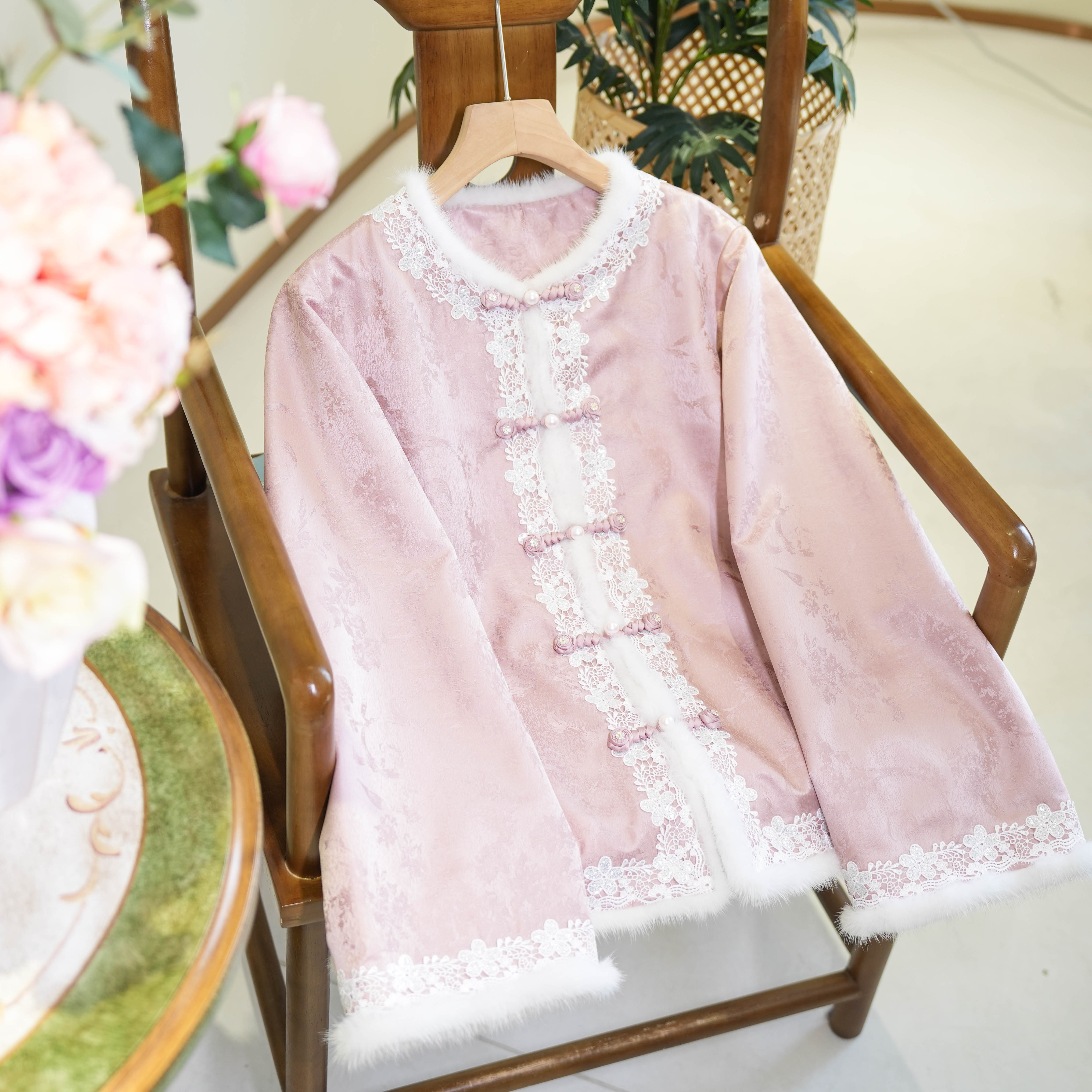 【花似锦】重锻100桑蚕丝圆领新中式羽绒服 24W0439,女装/女士精品,汉服上装,淘宝优惠券,粉丝福利购,淘宝优惠卷