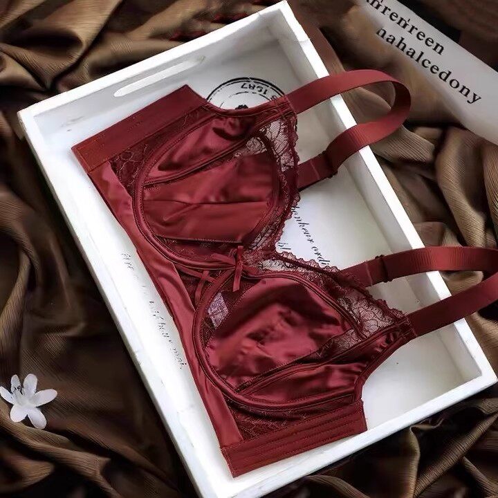法式聚拢蕾丝缎面性感内衣显小