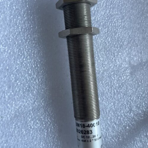 SICK超声波传感器 UM18-40010