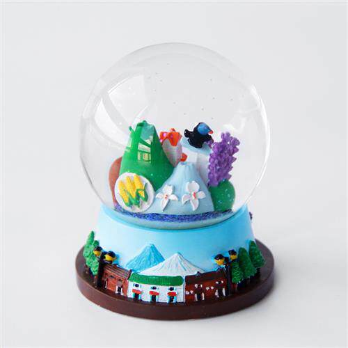 直供树脂水晶球旅游纪念品日本北海道景区树脂摆件纪念品水晶球