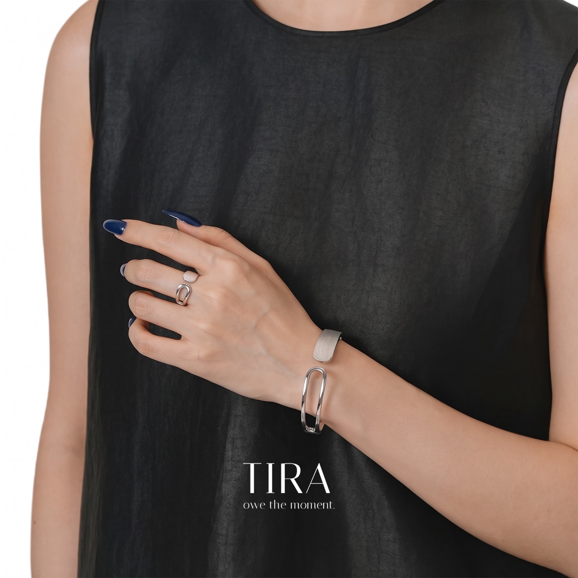 北欧【设计师】TIRA Jewelry 素圈拉丝半窗手镯轻奢小众百搭气质