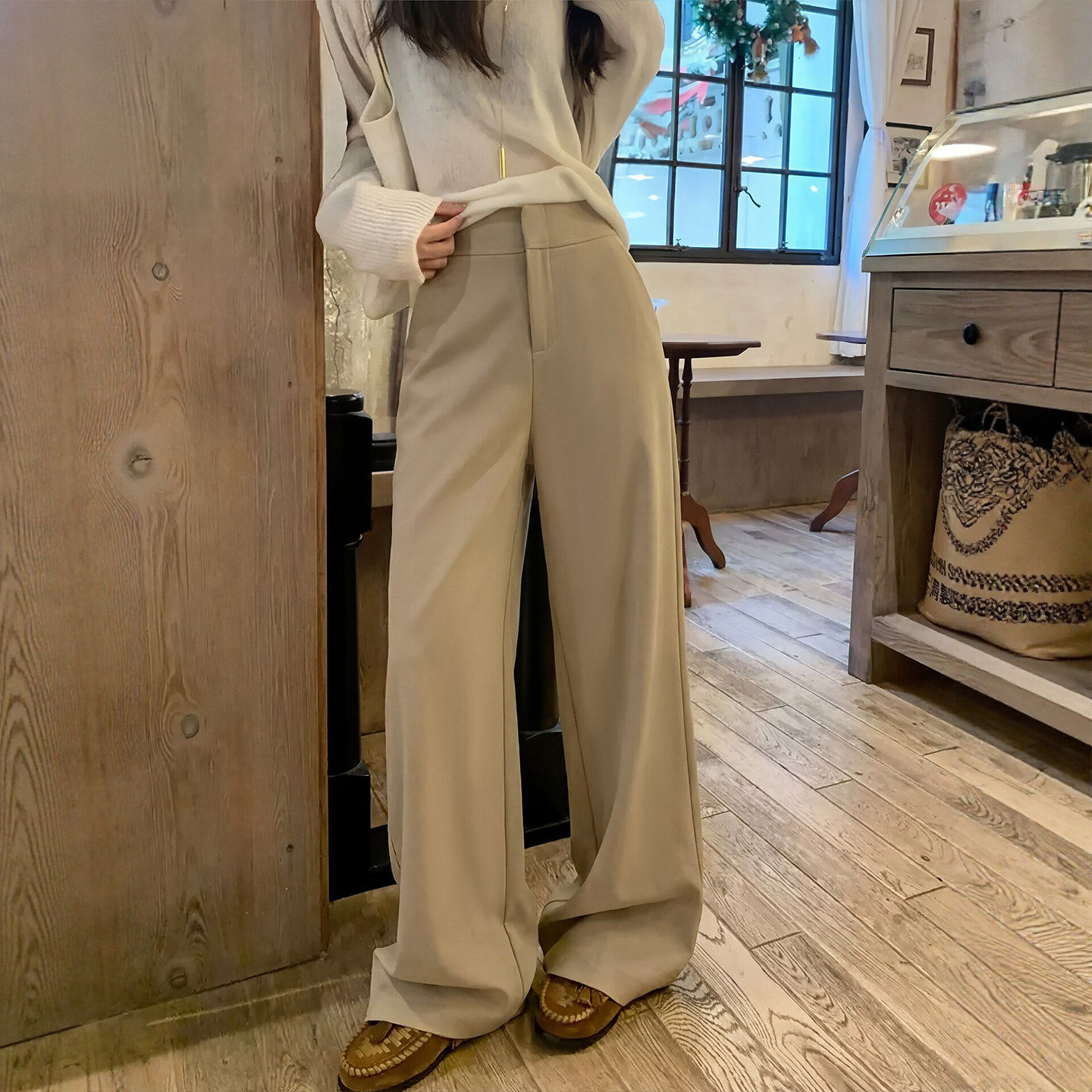 高腰卡其色阔腿裤女春季宽松直筒微喇高级百搭休闲裤小个子西装裤