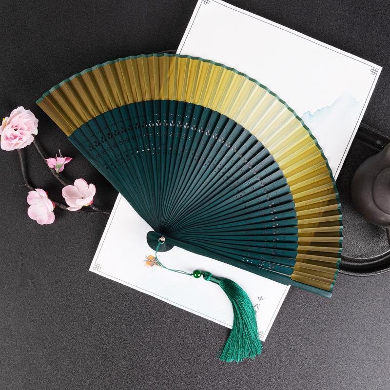 扇子折扇中国风古风中国风旗袍新中式仙气古代结婚新娘拍照晨袍i.