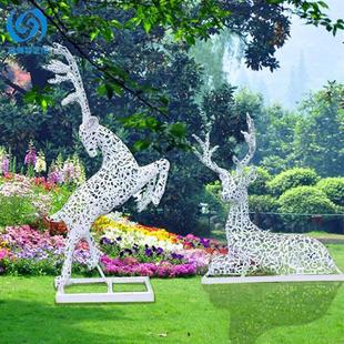 草坪户外不锈钢字母鹿雕塑摆件庭院小区镂空动物艺术品生产厂家