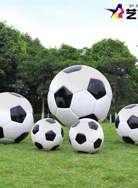 仿真足球雕塑商场校园林景观篮球户外装饰桌椅玻璃钢模型创意摆件