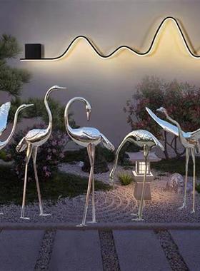 不锈钢仙鹤雕塑金属定制抽象公园白鹭小品白天鹅镜面摆件庭院水池