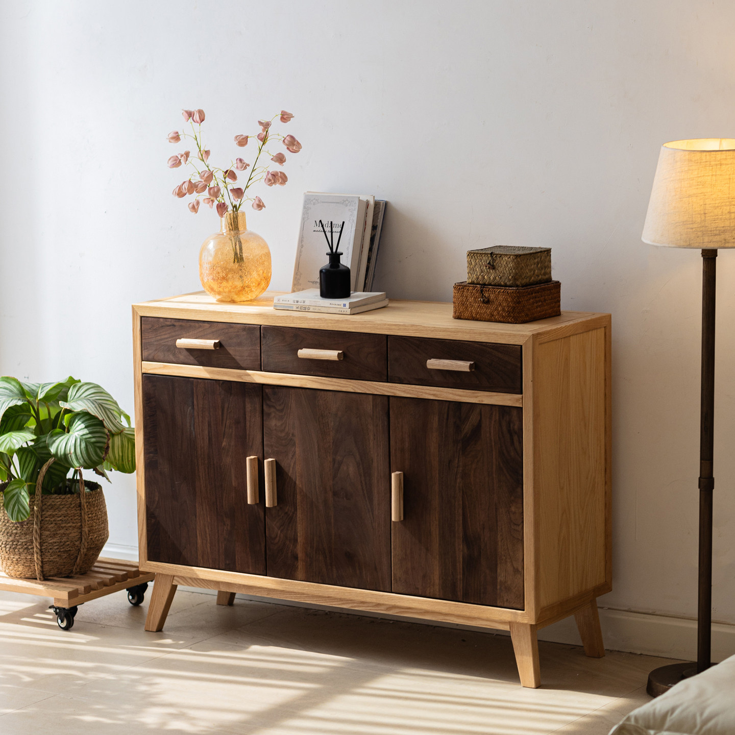 实木靠墙边柜一体储物柜