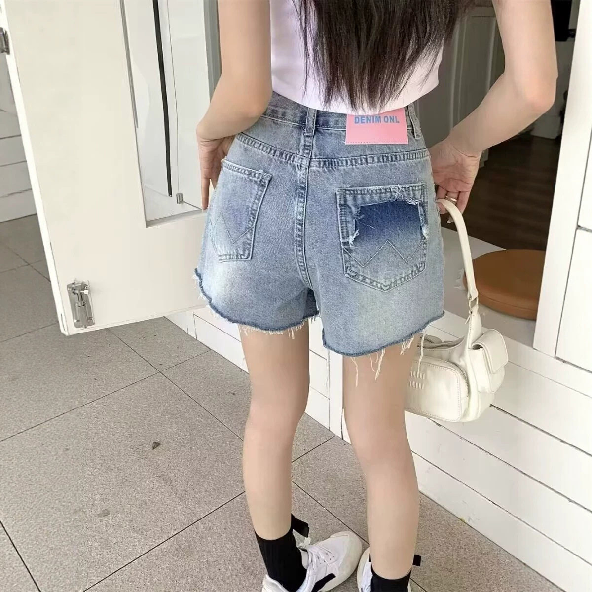 美式复古做旧高腰大码牛仔裤5XL女夏季辣妹别致修身显瘦热裤ins潮