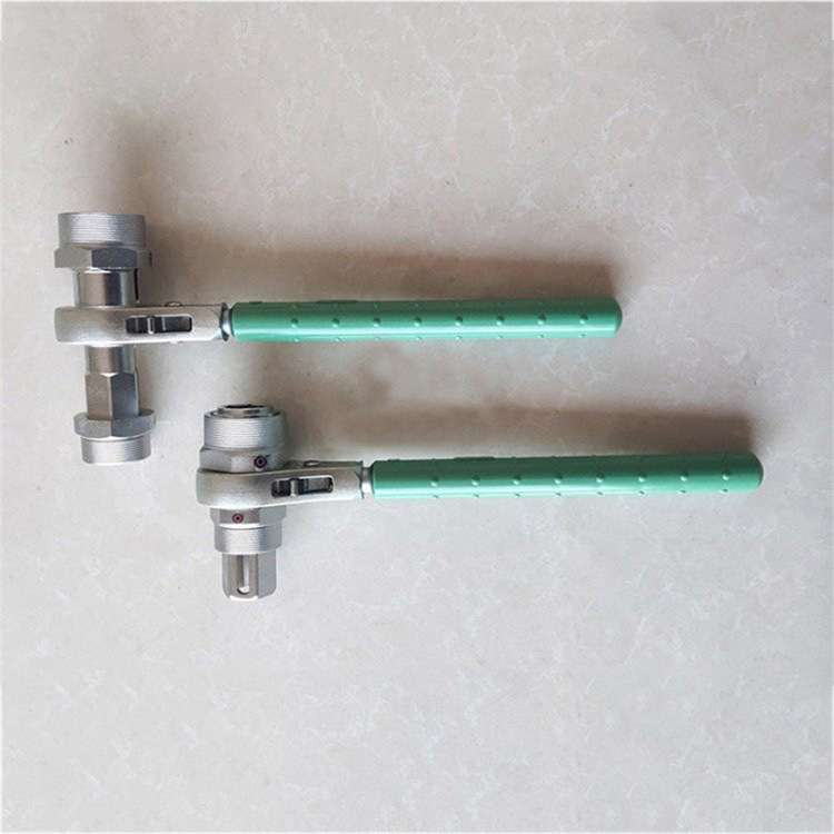 BY-3棘轮扳手电力施工绝缘套筒扳双向紧固活动扳手快速锁扣扳子