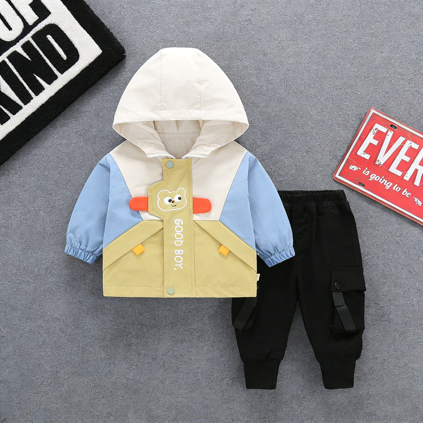 男童春秋季套装2026新款卡通外套工装裤两件套洋气婴儿宝宝春装潮