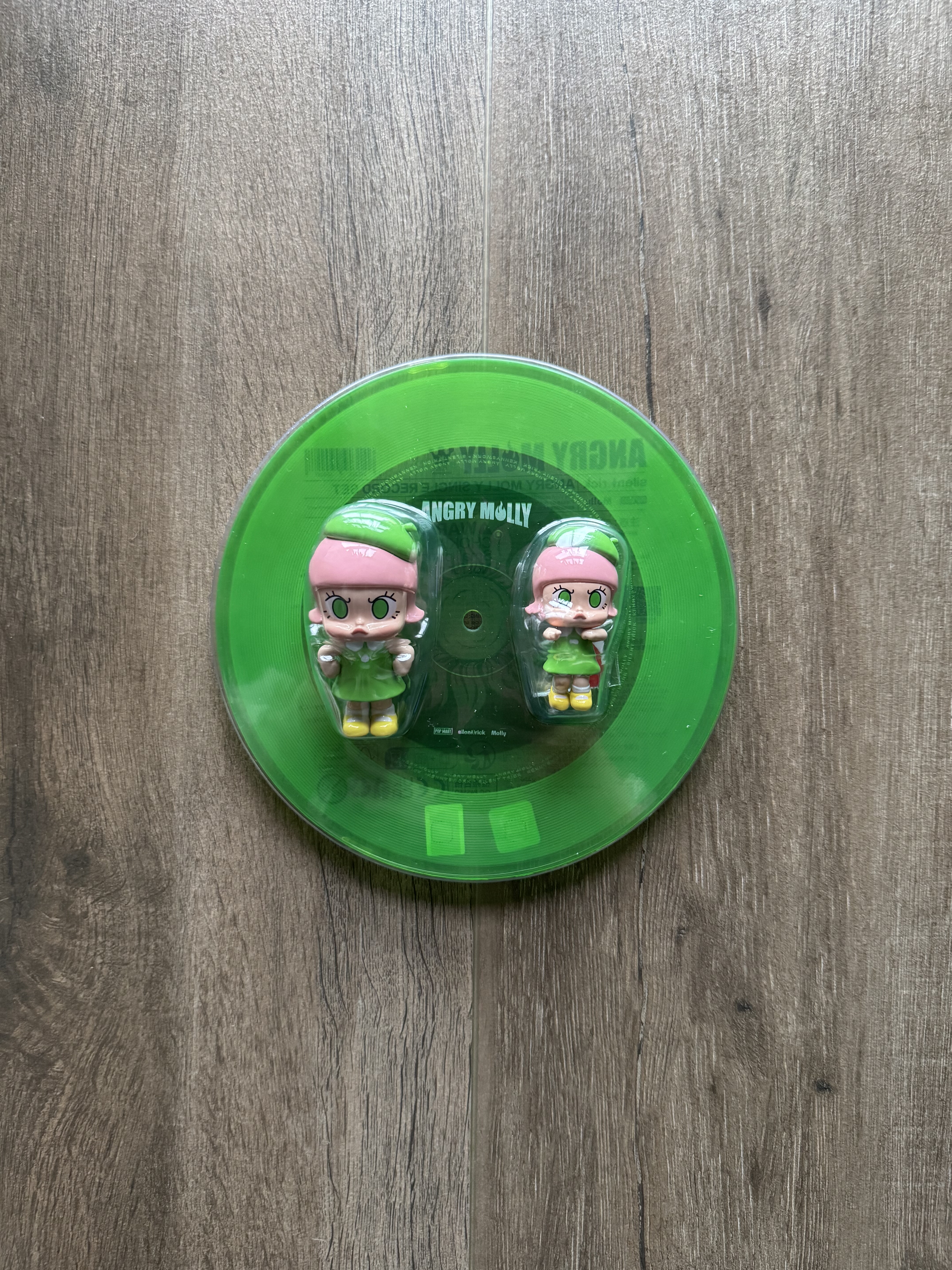 泡泡玛特MOLLY20周年特展系列巡展Angry Molly手办黑胶细碟套装Do图片
