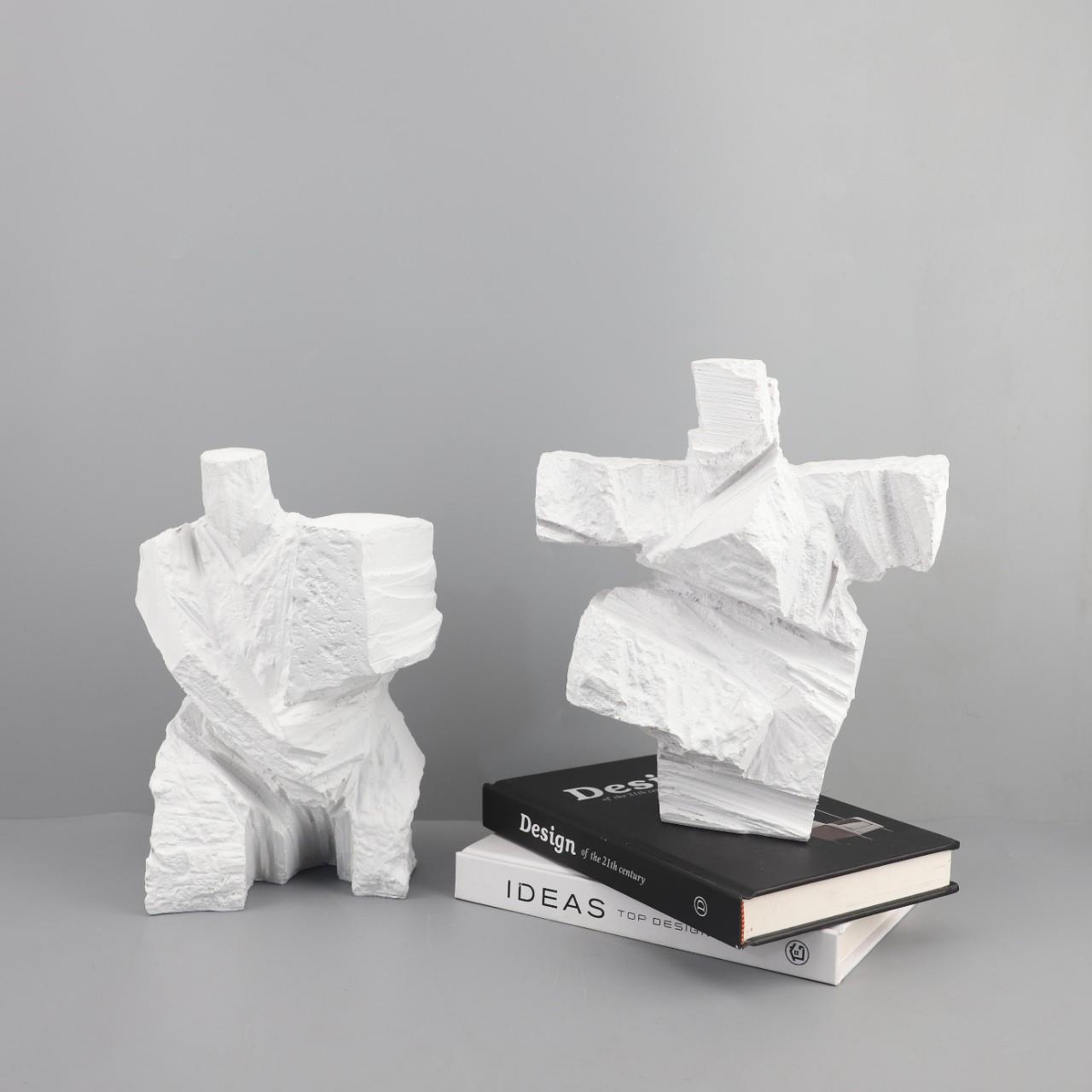 现代简约白色树脂太极人物雕塑摆件玄关书房电视柜样板房家居饰品