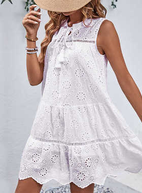 2024夏季新款女装度假白色连衣裙