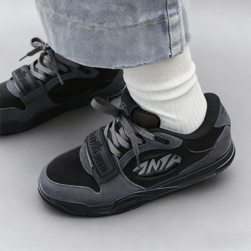 Anta安踏 STG 黑灰 包裹性防滑耐磨 低帮 板鞋 男款 912521801S-3