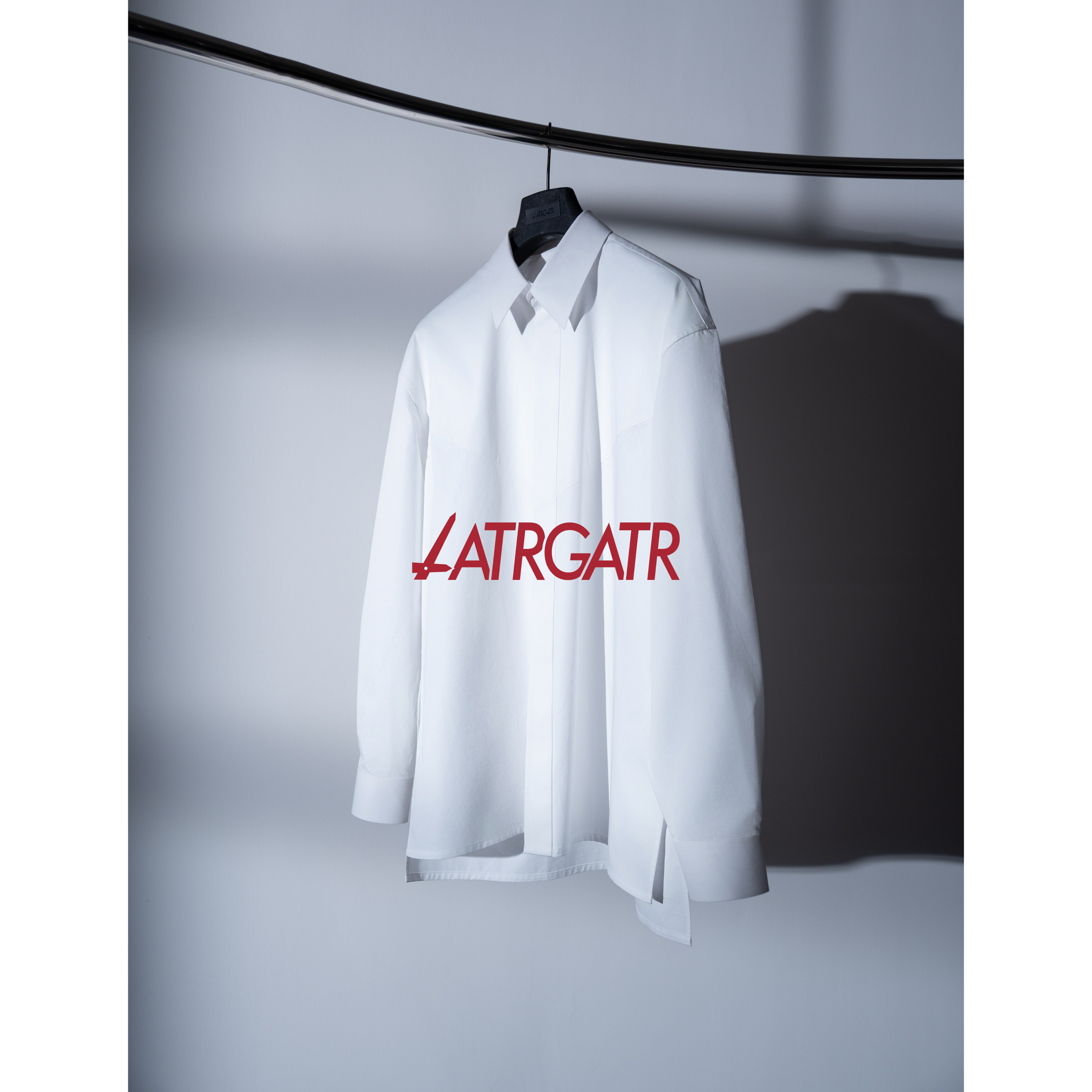 LATRGATR 衬衫协奏曲 V字廓形衬衫 Softwash