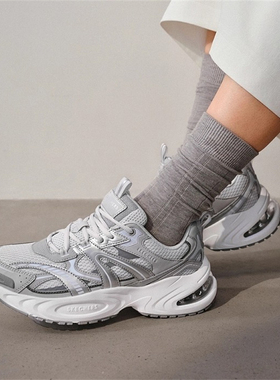 Skechers斯凯奇女子漫月鞋春夏季轻质透气网面运动老爹鞋177606