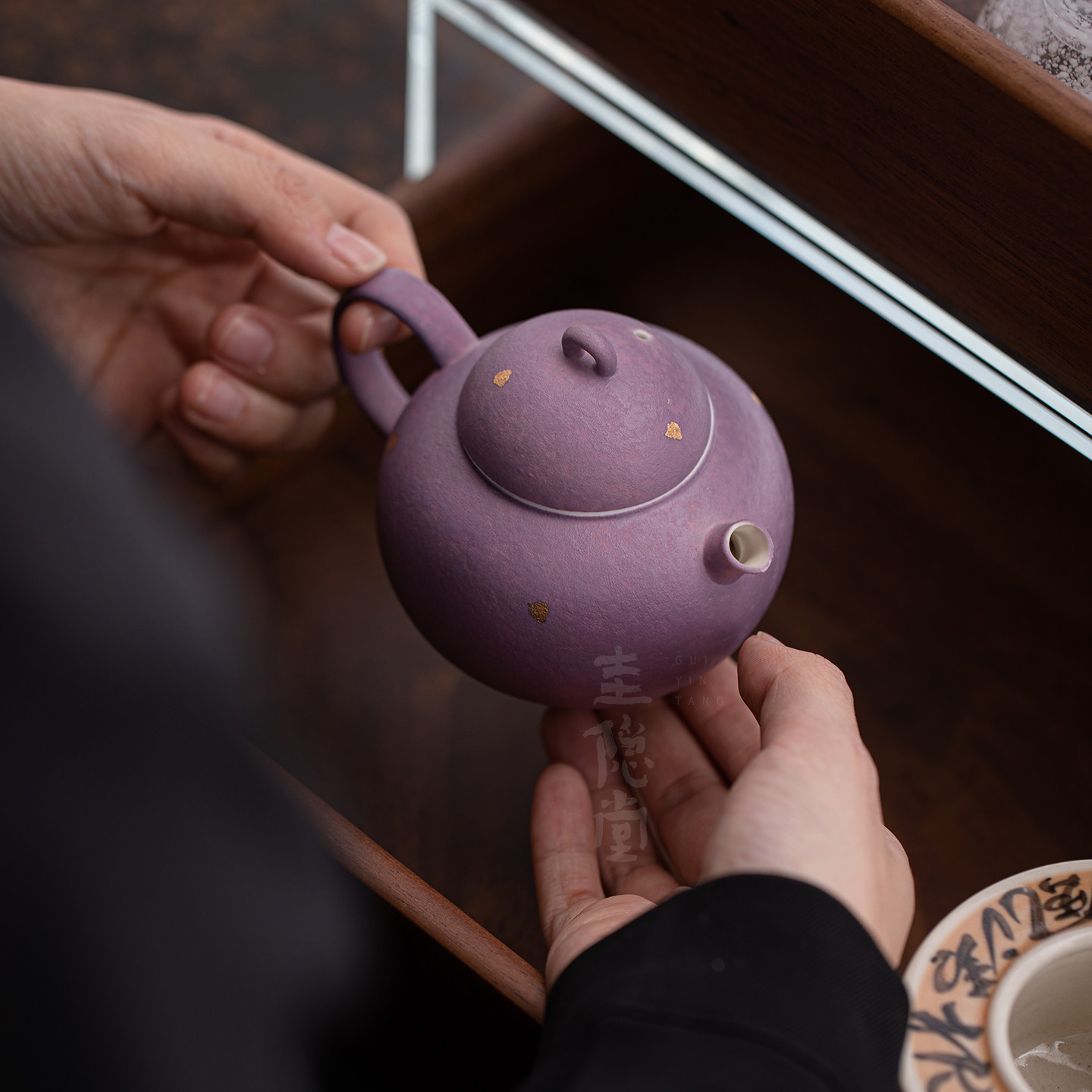 圭隐堂洒金紫色陶瓷茶壶新中式家用女士泡茶壶一人饮小号手抓单壶