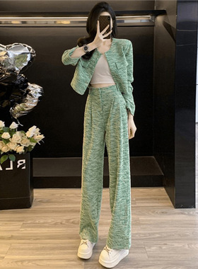 早春穿搭一整套高级感绿色休闲西装套装女春秋小香风阔腿裤两件套