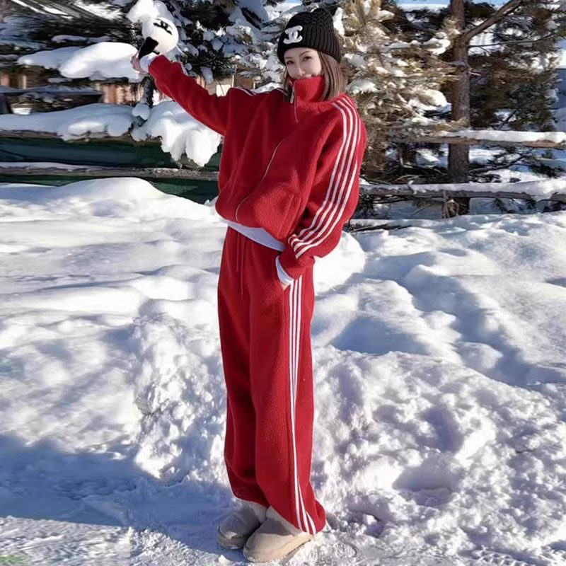 高级感秋冬加绒加厚红色过年卫衣套装女休闲摇粒绒运动服两件套潮