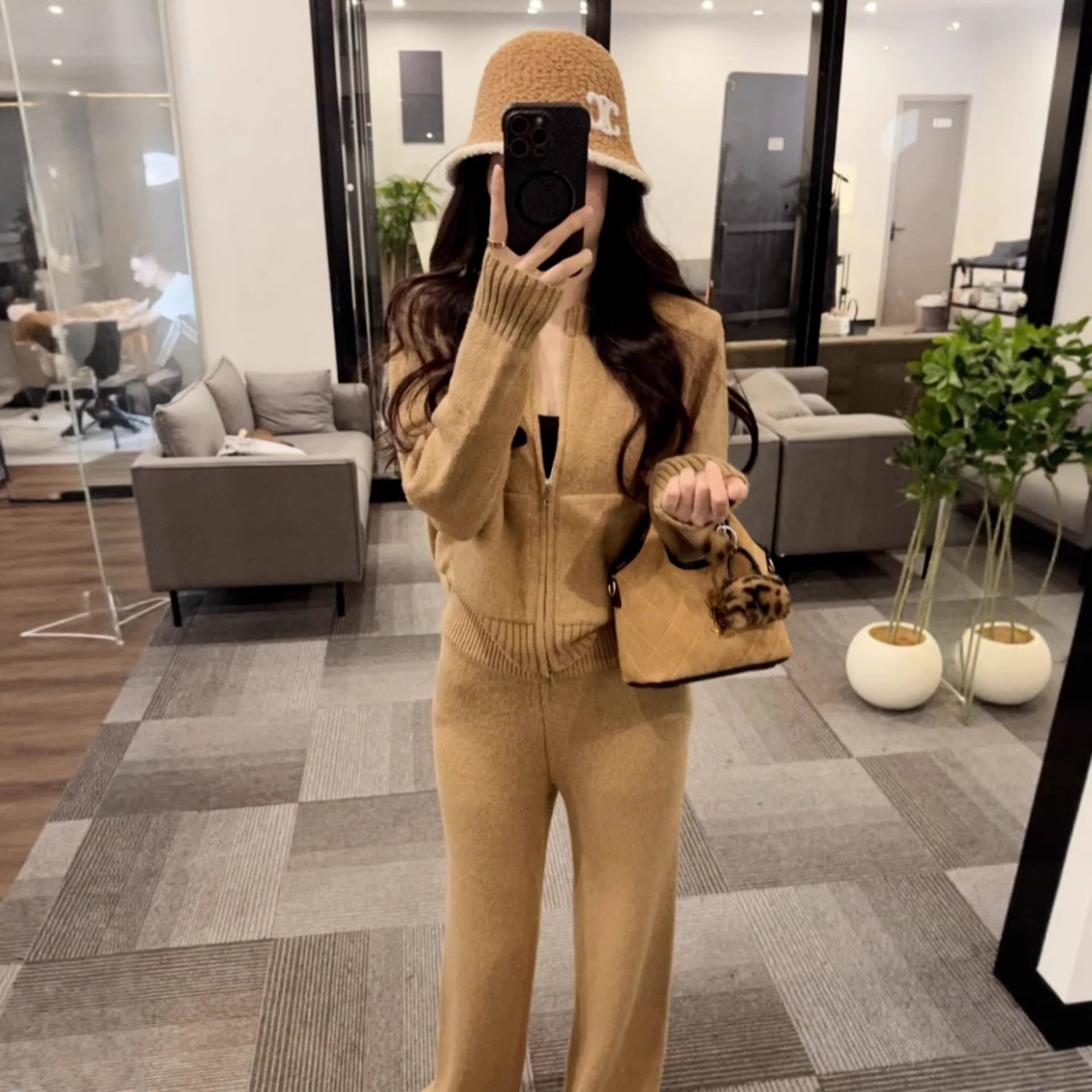 秋冬新款韩系宽松显瘦设计感慵懒风针织开衫上衣+休闲长裤两件套