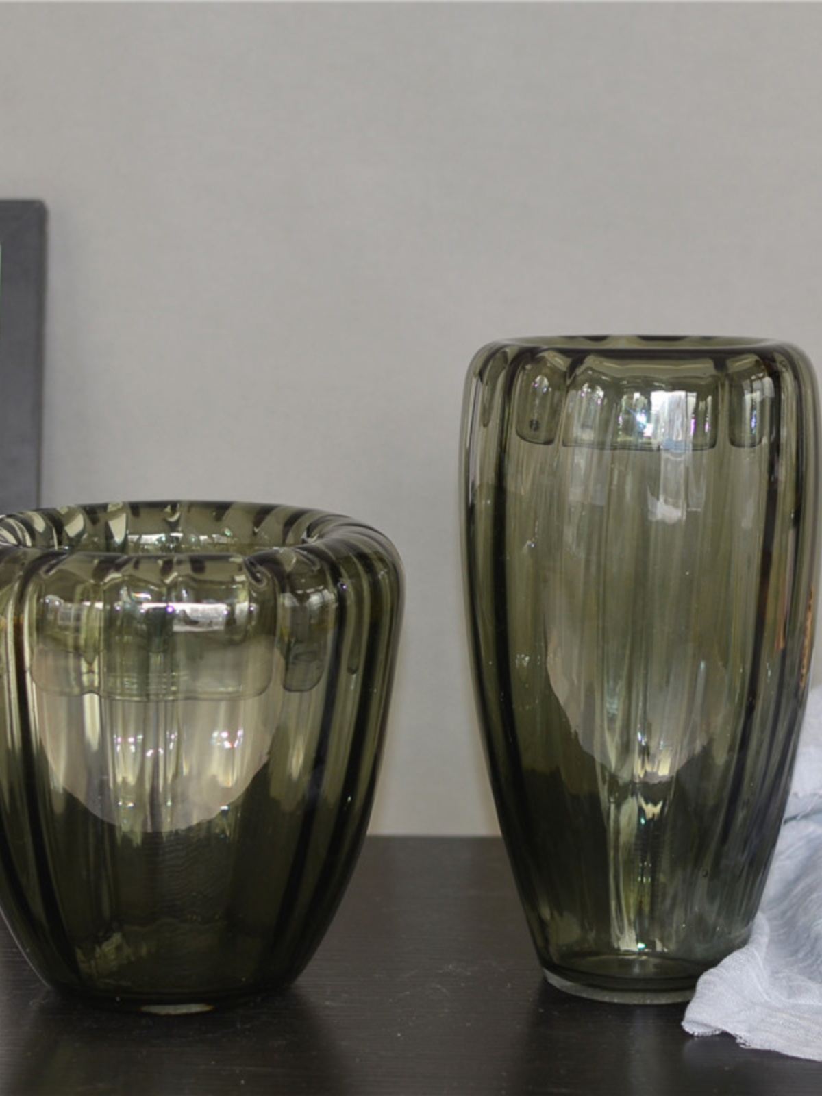 厂灰色创意彩色玻璃工艺品花瓶简约玻璃摆件现代时尚家居饰品促