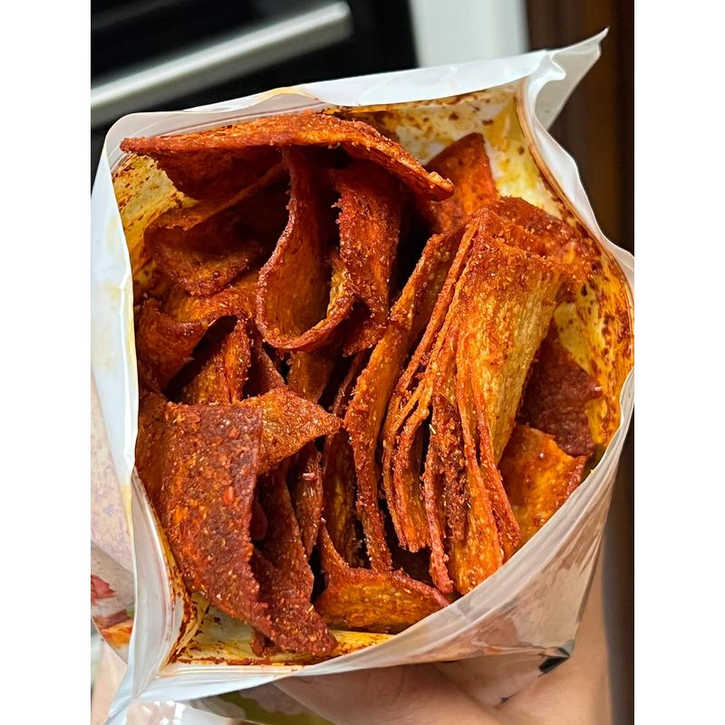 大小姐手工辣条煎饼脆片爆辣丝面筋圈嘎嘣脆片魔芋辣条锅巴土豆片