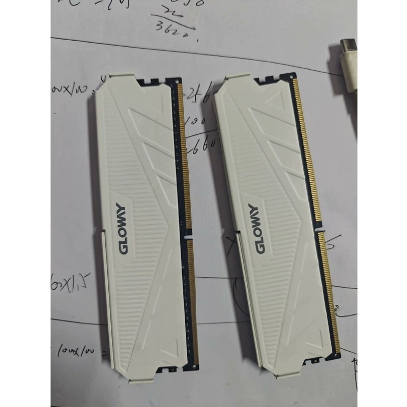 天策16g 3600c18ddr4 8g*2无盒连号套条