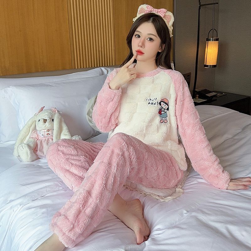 新款珊瑚绒睡衣女冬季加