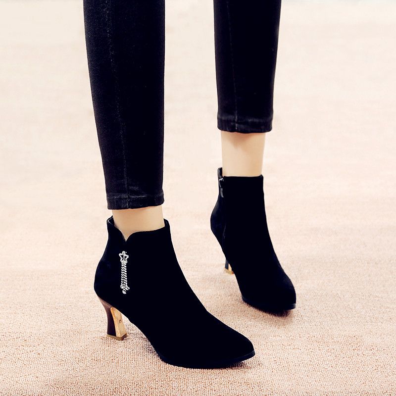 2023春秋款加绒马丁靴英