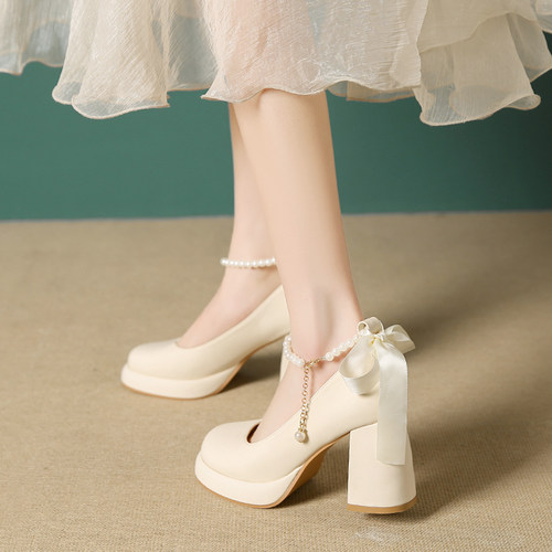 法式玛丽珍粗跟高跟小皮鞋女珍珠