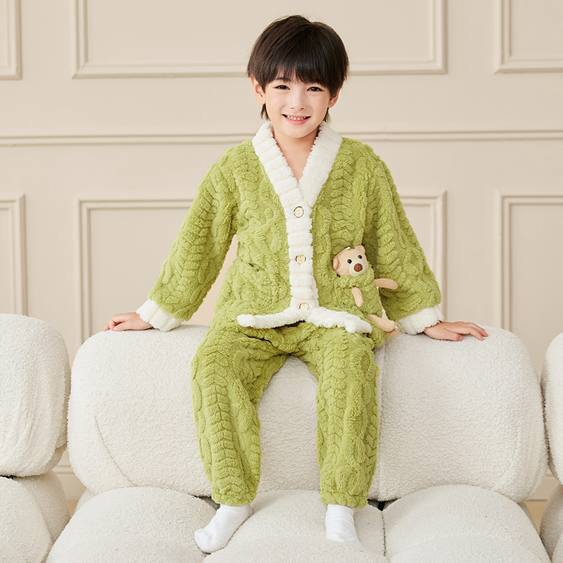 秋冬季儿童珊瑚绒睡衣加厚套装