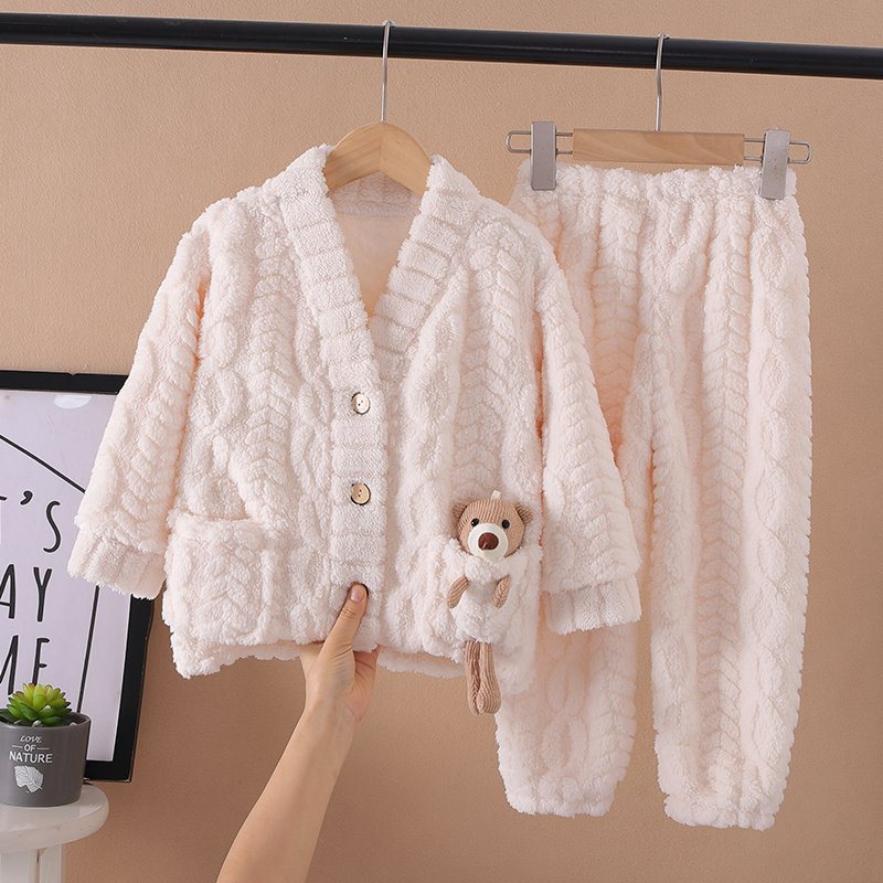 儿童睡衣秋冬季法兰绒加厚