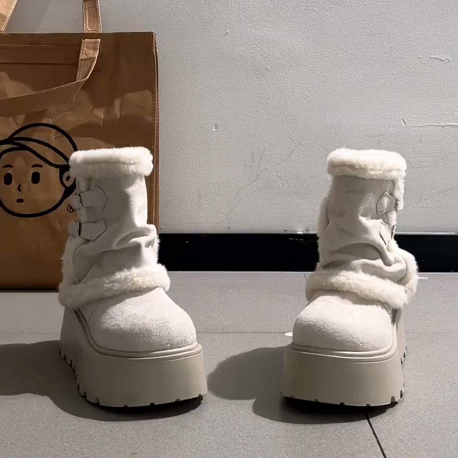 法式时尚皮带扣加绒保暖雪地靴