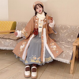 原创宋制汉服女2024新款秋冬季汉元素套装长褙子日常马面裙拜年服