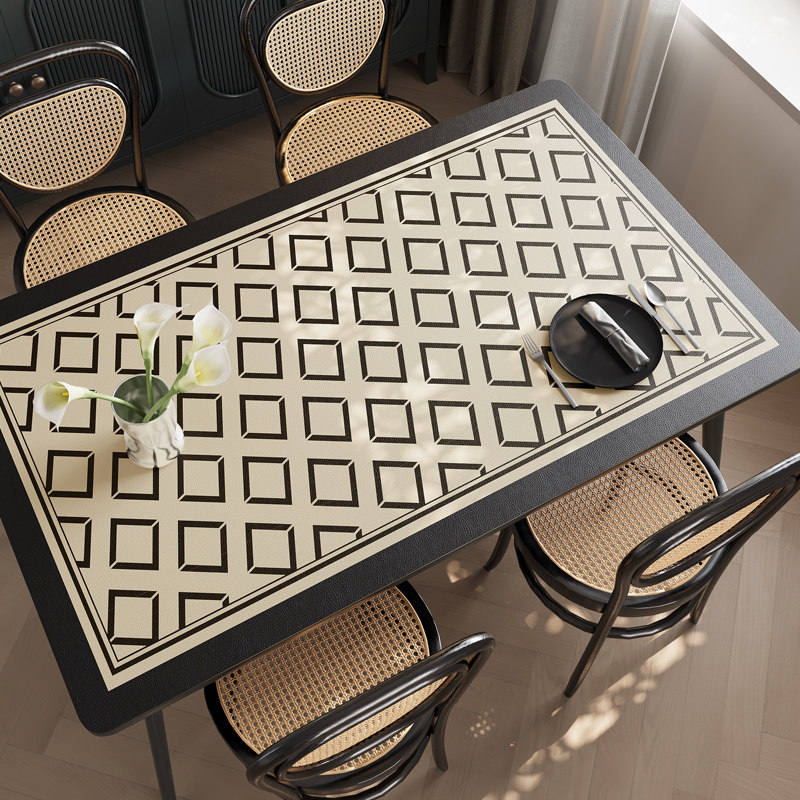 简约隔热防烫耐高温硅胶餐桌垫轻奢高级感防水防油皮革桌面保护膜