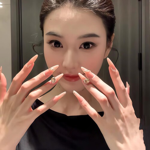 手工手作甄嬛甘露寺美甲嬛嬛穿戴甲裸色冰透杏堆钻2026年新款美甲
